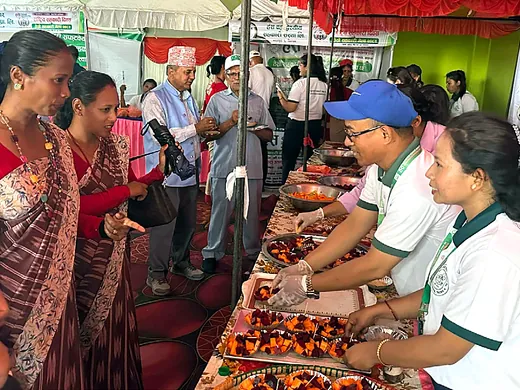 सहकारी मेलामा हंस कृषि प्रदर्शनी